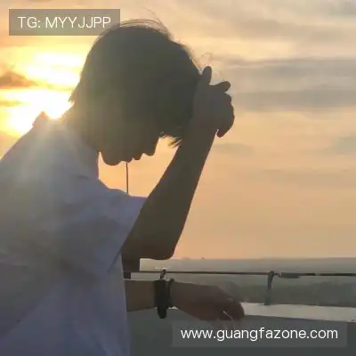 洪雷雁
